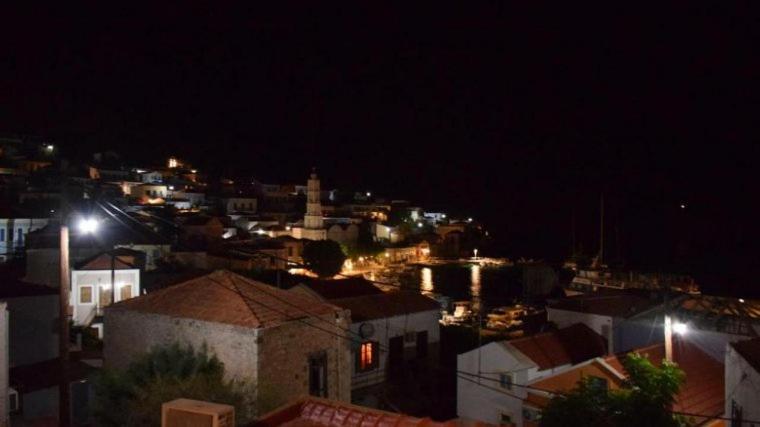 Occasus Room Comfort Chalki Town Eksteriør bilde